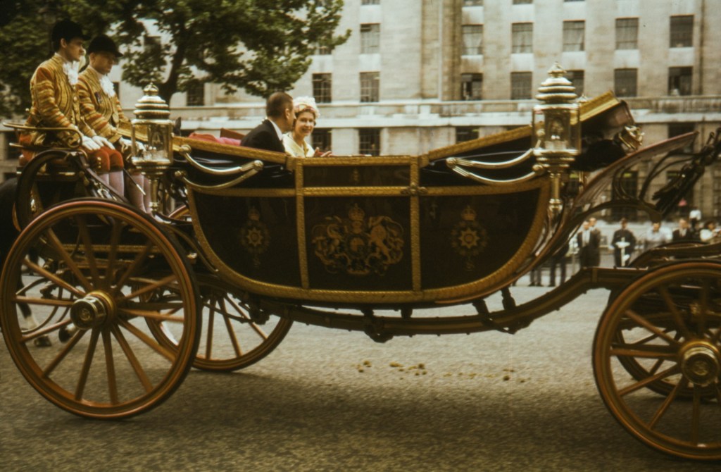 Enjoy the Royal Mews of London: An In-Depth Guide